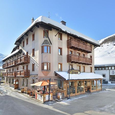 Hotel Compagnoni Livigno Exterior foto