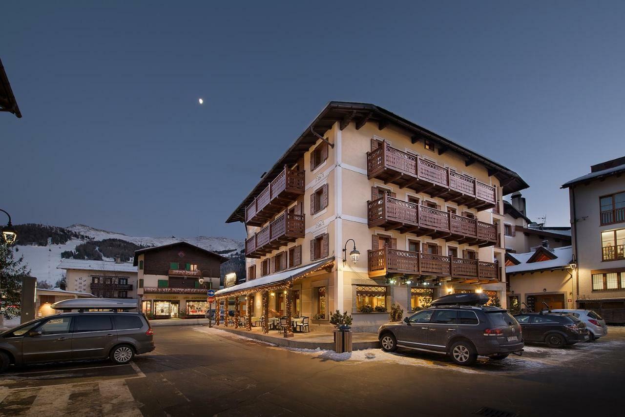 Hotel Compagnoni Livigno Exterior foto